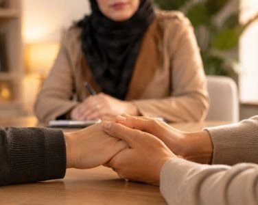 بهبود روابط زناشویی و زوج درمانی در کلینیک مشاوره خانواده هشتگرد